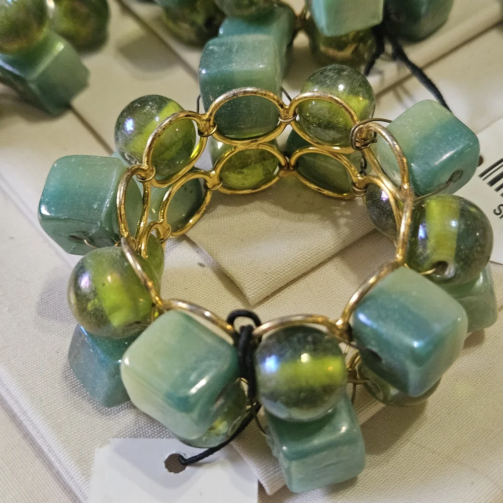 Peir 1 Set Of 6 Gorgeous Beaded Napkin Rings Gold, Green And Turquoise